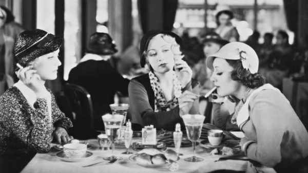 Still from the movie Three on a Match (1932)