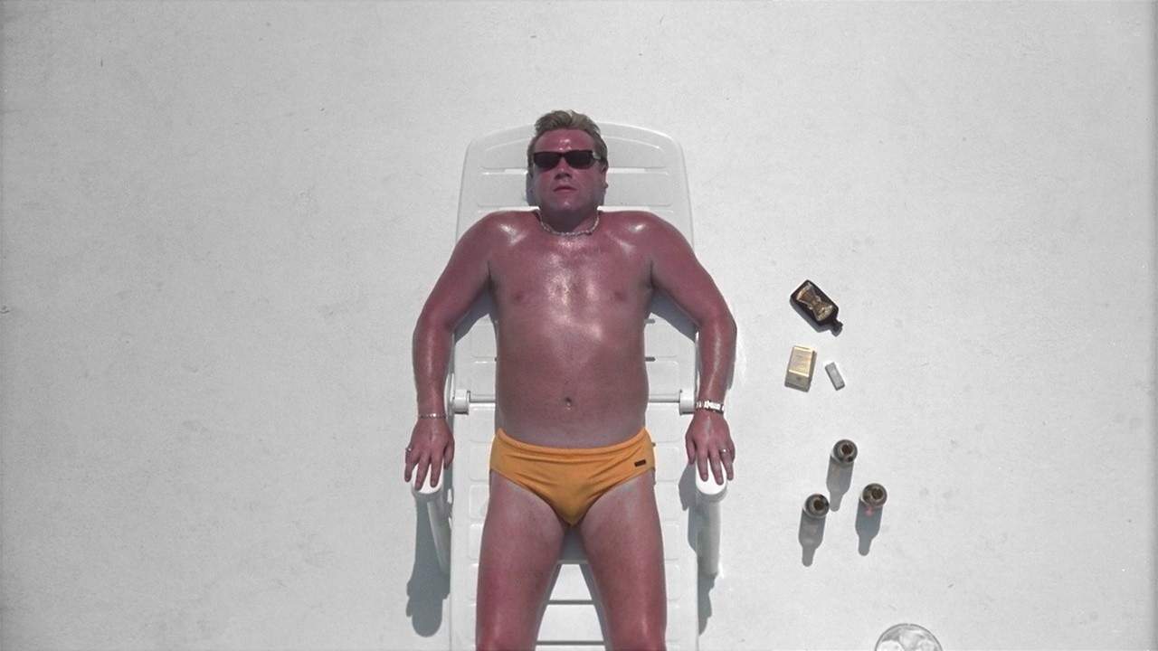 Ray Winstone in the opening scene of the 2000 film Sexy Beast.