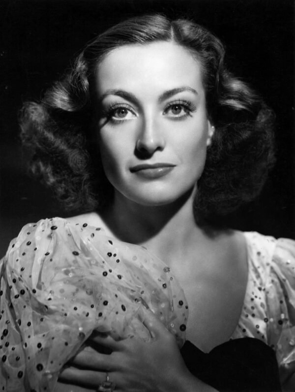 A stunning 1936 portrait of Joan Crawford in black and white.