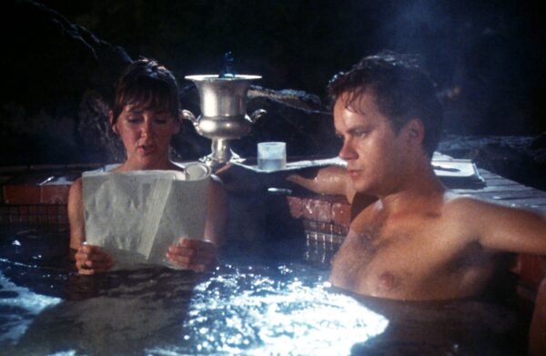 Still from The Player with Tim Robbins' and Cynthia Stevenson's characters in the hottub