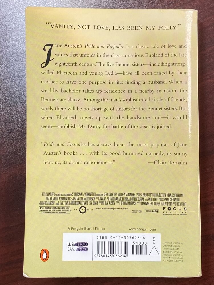 Rear cover of Jane Austen's "Pride and Prejudice", with information about the filmic adaptation of the work.